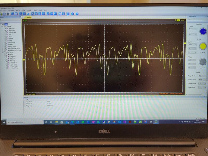 File:Hantek Random 1Mhz.jpg