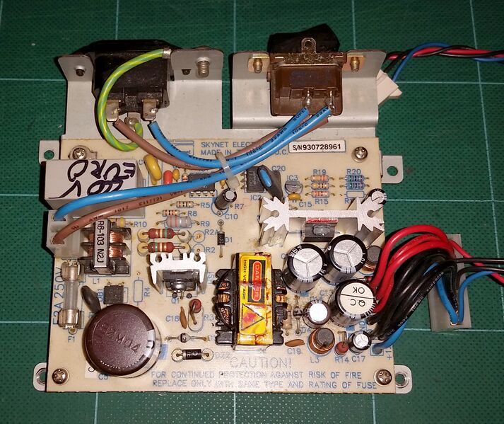 File:Atari Falcon PSU 240v (1).jpg