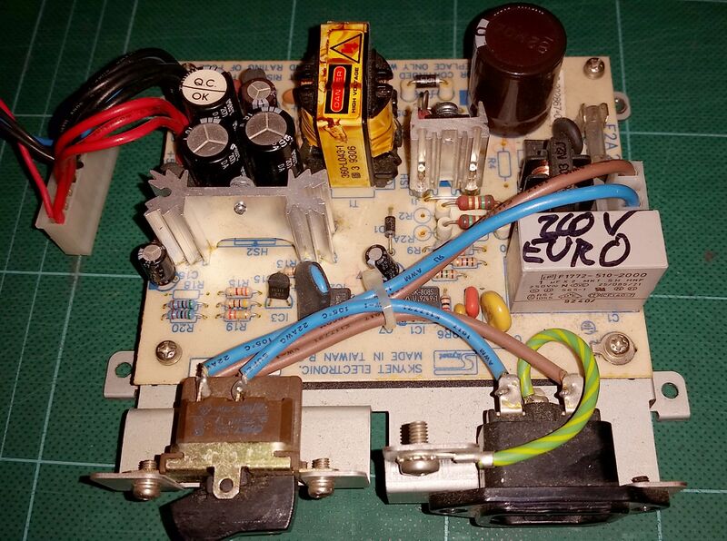 File:Atari Falcon PSU 240v (3).jpg