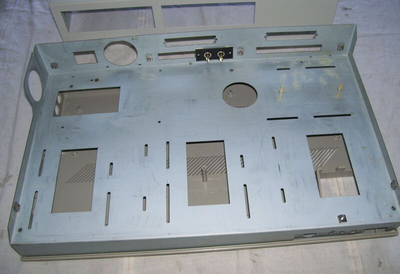 File:Desktopper Inside.jpg