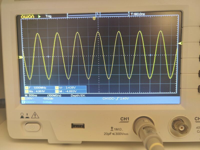 File:Owon 1Mhz Sine.jpg